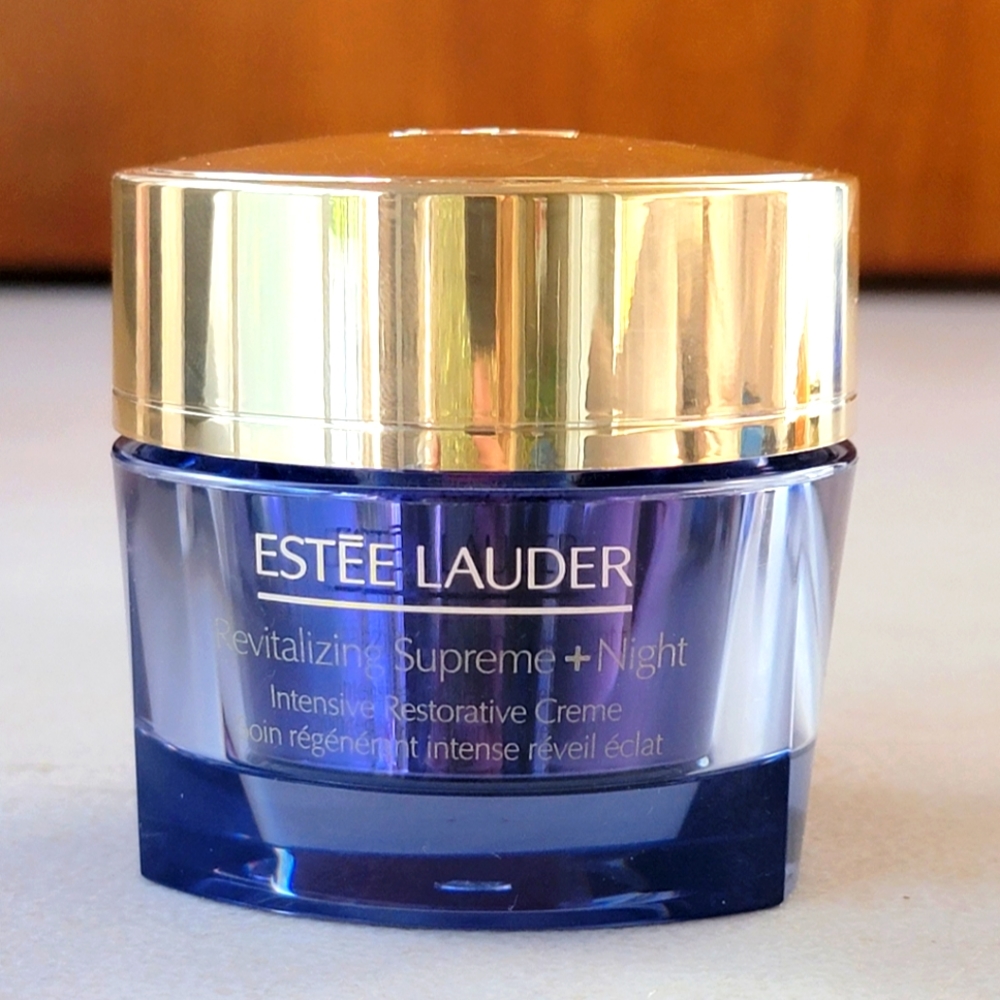 Estee Lauder Revitalizing Night Cream